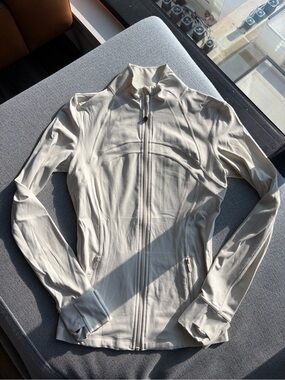 Lululemon Define Jacket Nulu in White Opal